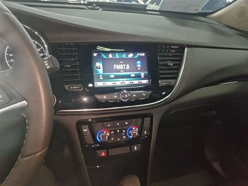 Encore 2018 18T automatic two-wheel drive urban elite купить на сайте DeffCars