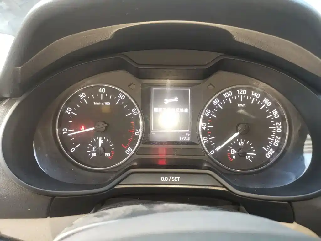 Octavia 2015 1.4TSI Manual Yijun Edition купить на сайте DeffCars