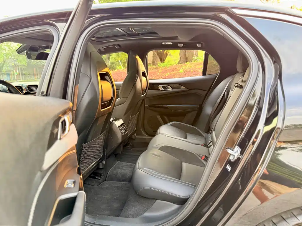 Lynk & Co 03 2022 2.0TD DCT Pro купить на сайте DeffCars