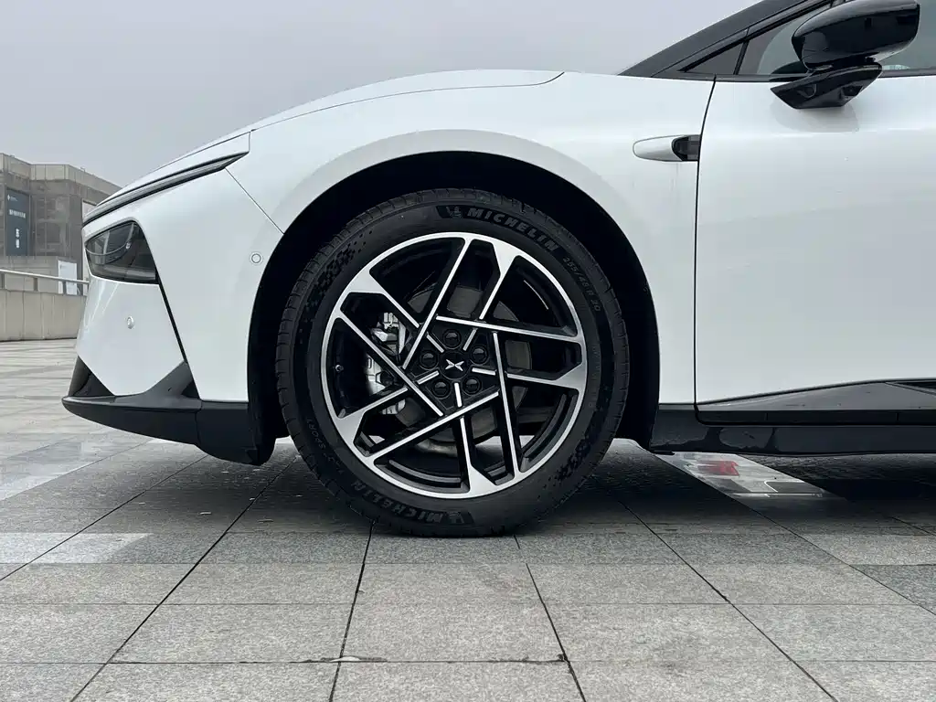 Xpeng P7+ 2024 Long Battery Life Max купить на сайте DeffCars