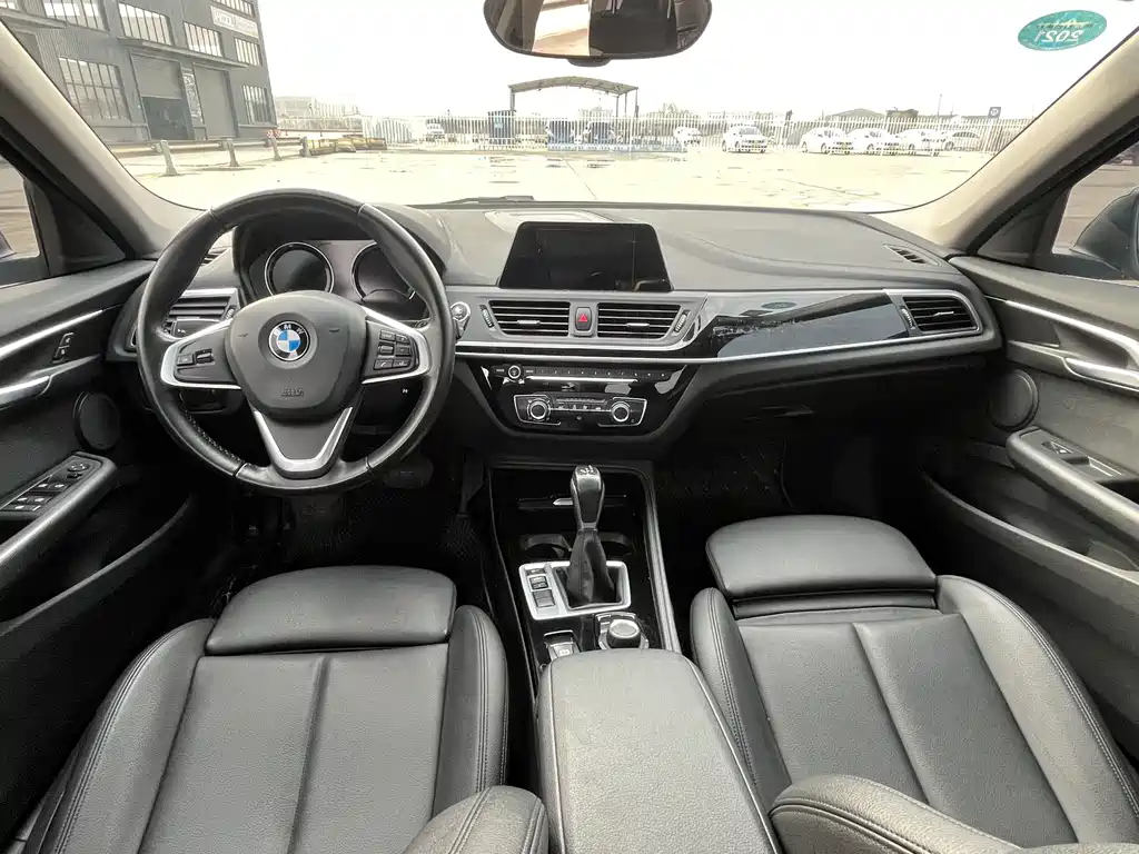BMW 1 Series 2018 118i Sports купить на сайте DeffCars