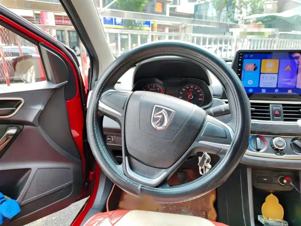 Baojun 310 2016 1.2L manual comfort model купить на сайте DeffCars