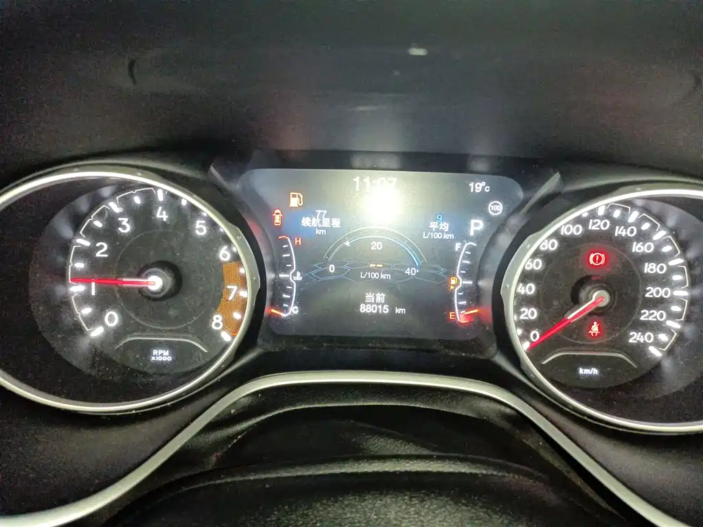 Compass 2017 200T Automatic Home Edition купить на сайте DeffCars