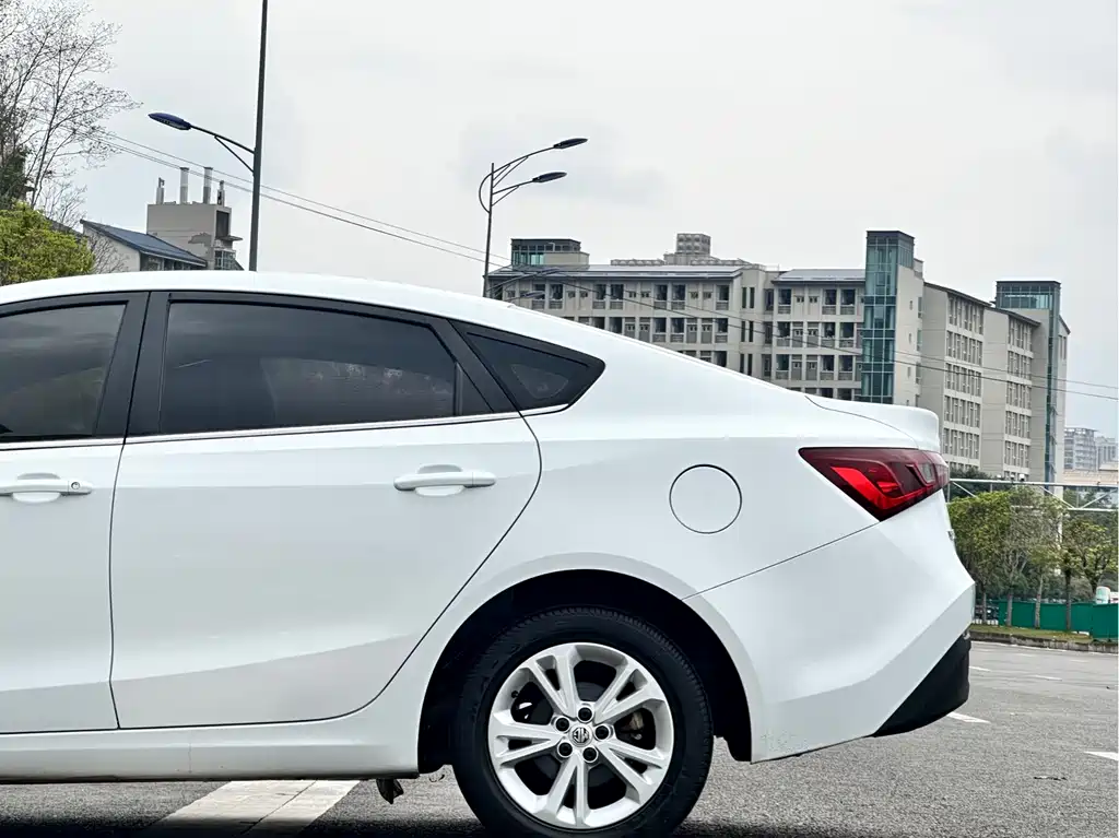 Ruixing 2016 1.5T Automatic Value Deluxe Edition купить на сайте DeffCars