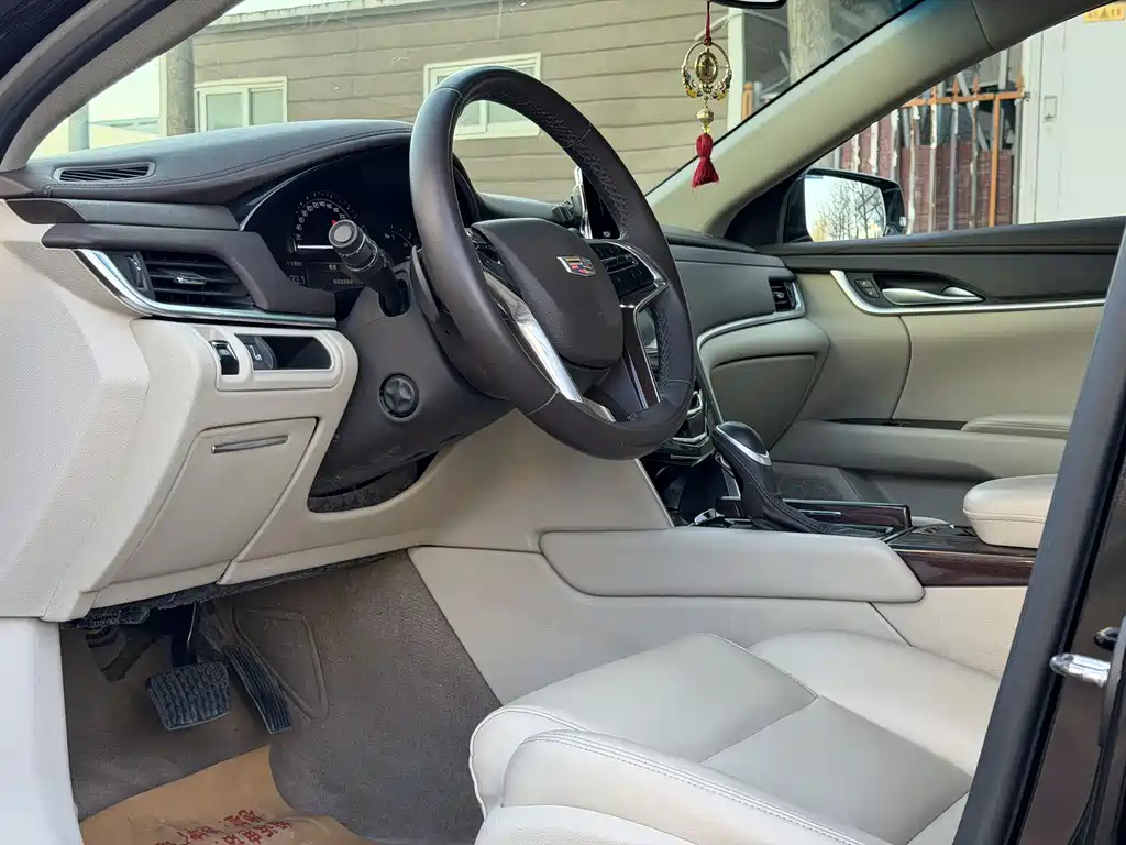 Cadillac XTS 2017 28T Elite купить на сайте DeffCars