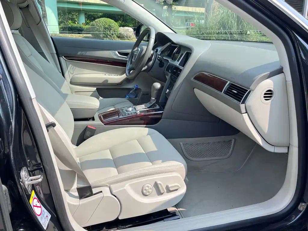 Audi A6L 2011 2.4L Comfort Type купить на сайте DeffCars