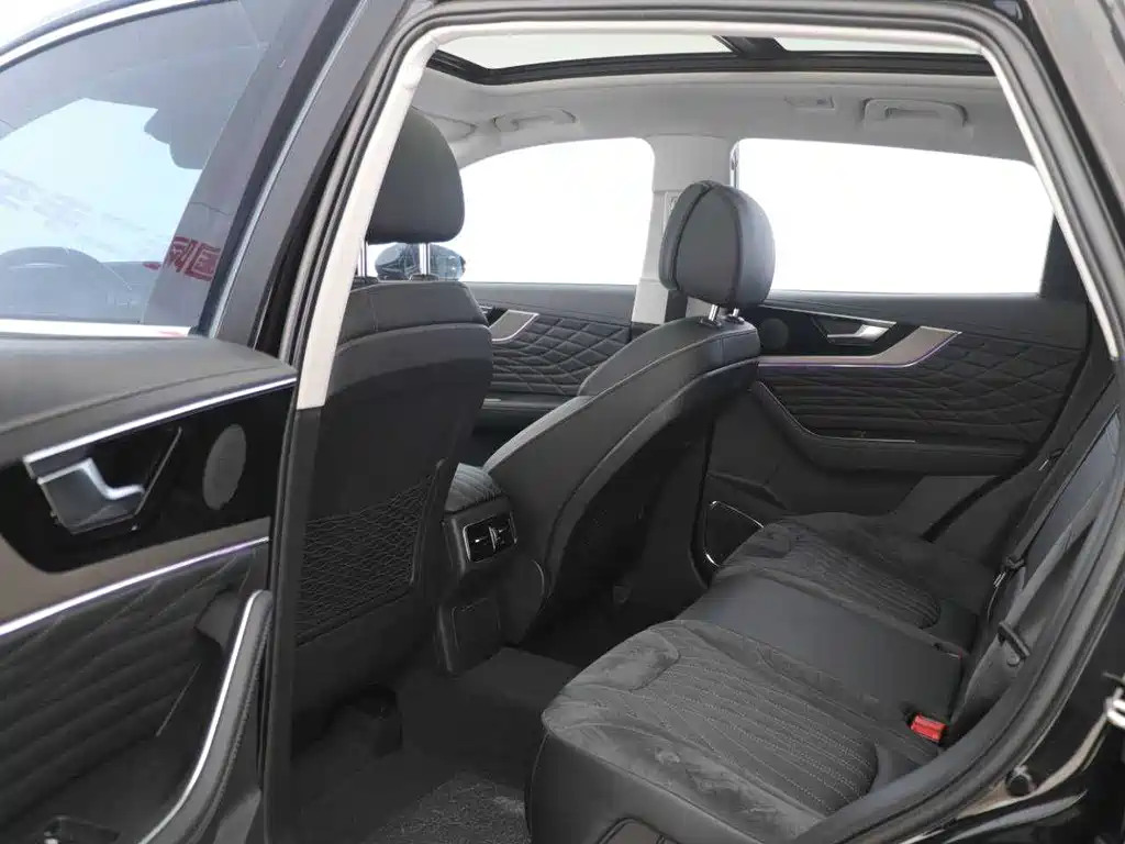 Hongqi HS5 2022 facelift 2.0T Zhilian Flagship Edition купить на сайте DeffCars