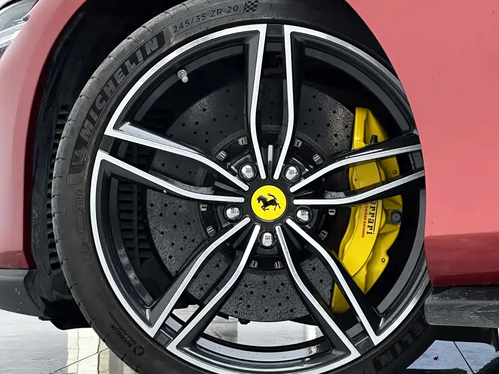 Roma 2020 3.9T V8 купить на сайте DeffCars