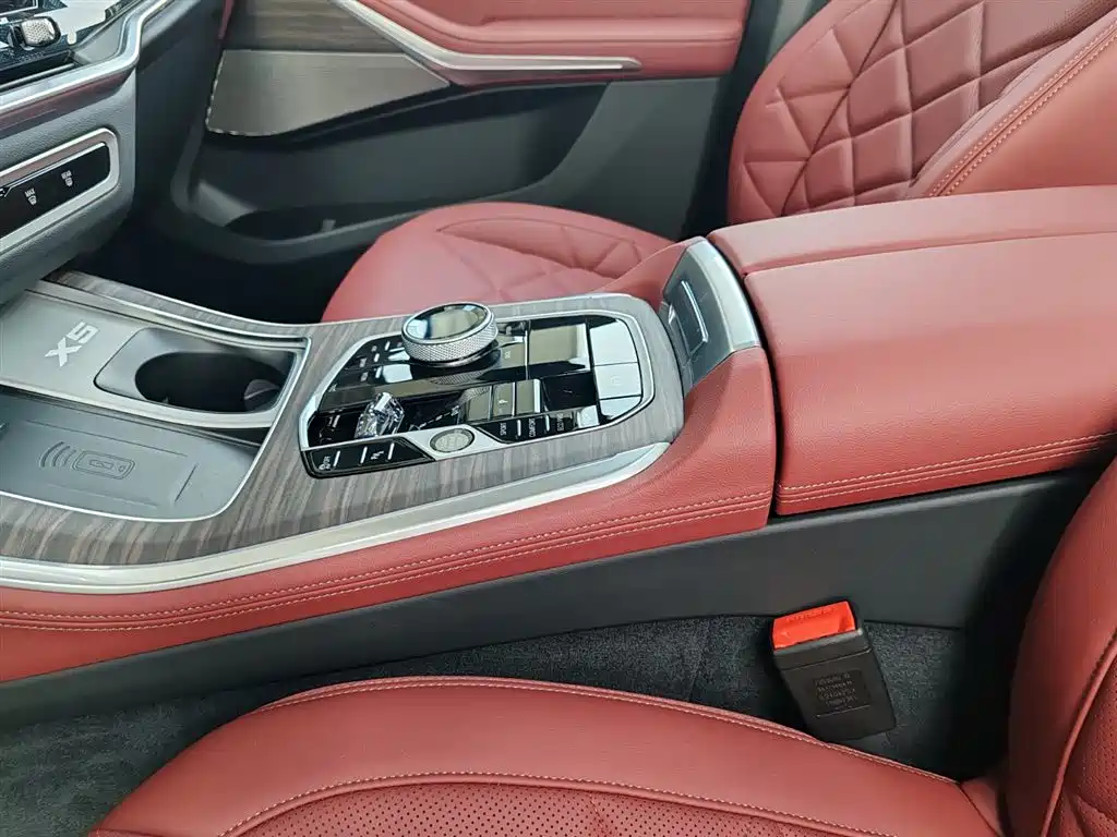 BMW X5 2025 xDrive 40Li Exclusive M Sports Night Package купить на сайте DeffCars