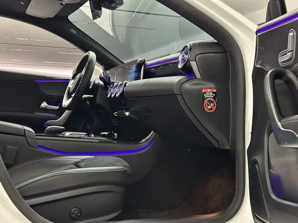 Mercedes-Benz A-Class 2021 A 200 L Sports Sedan Fashionable купить на сайте DeffCars