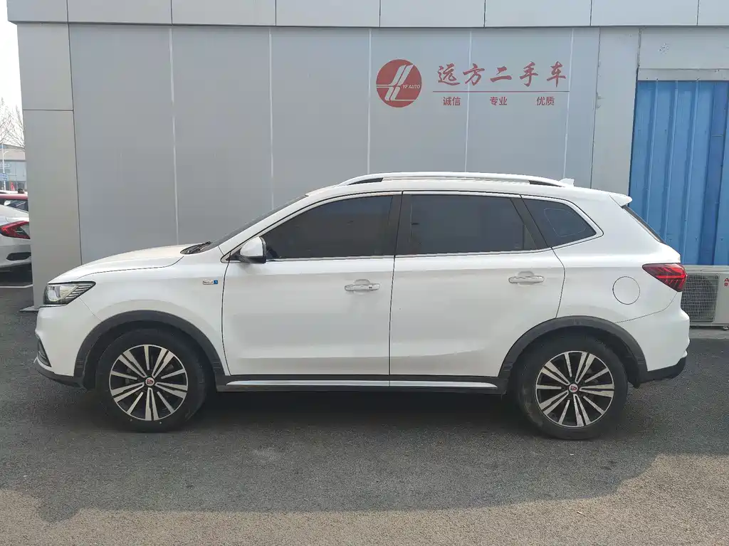 Roewe RX5 2020 20T Automatic 4G Internet Beyond Edition купить на сайте DeffCars