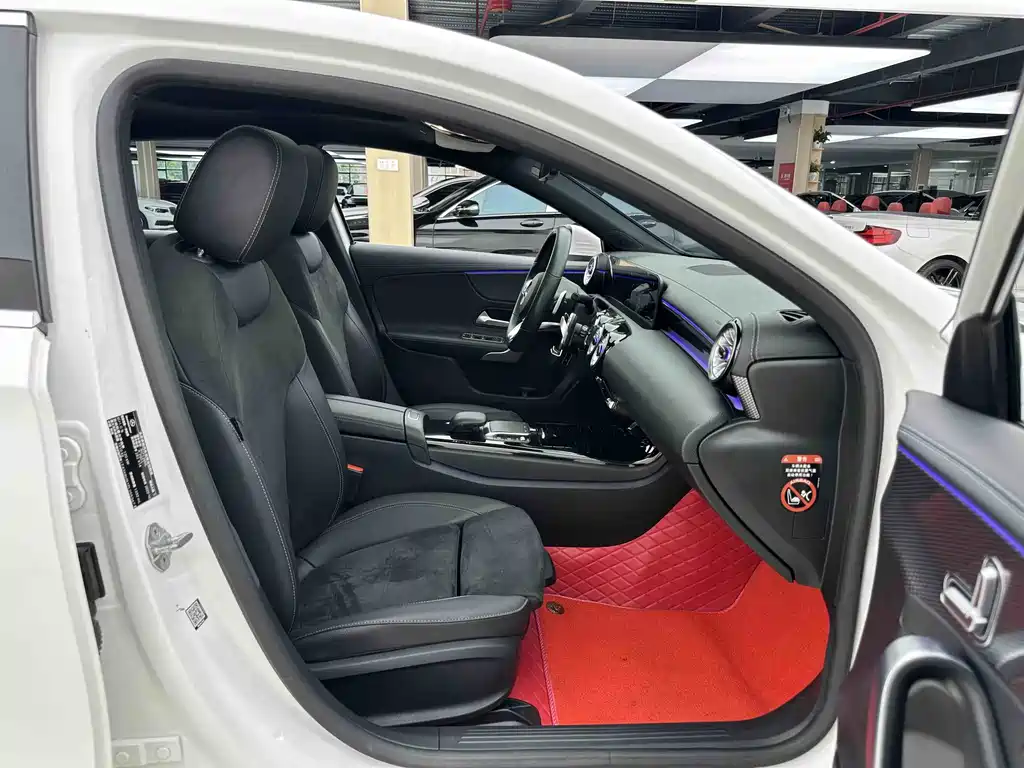 Mercedes-Benz A-Class 2022 A 200 L Sports Sedan Fashionable купить на сайте DeffCars
