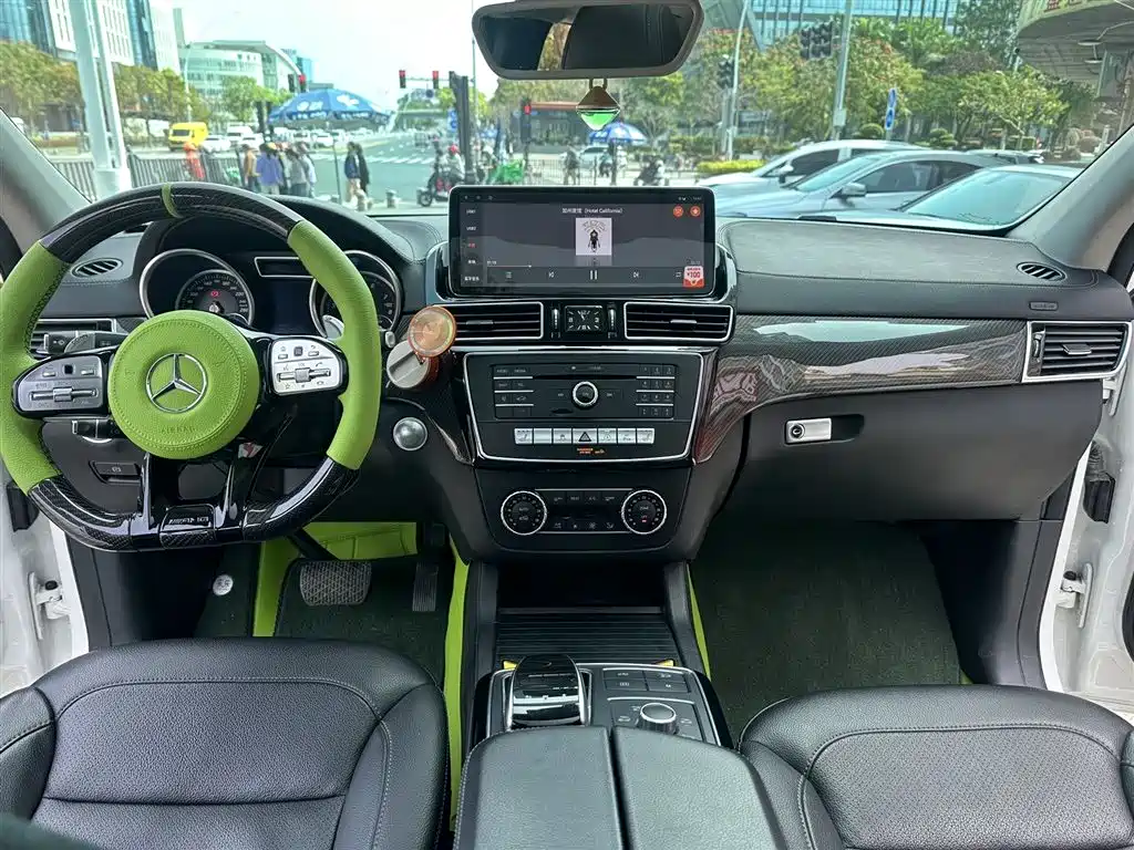 Mercedes-Benz GLE Coupe 2017 GLE 400 4MATIC Coupe SUV купить на сайте DeffCars