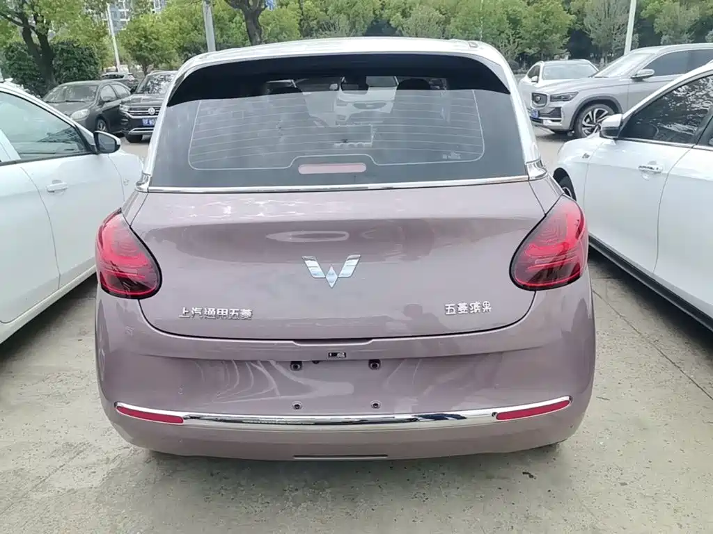 Wuling Bingo 2023 model 333km Lingxi Internet+ model купить на сайте DeffCars