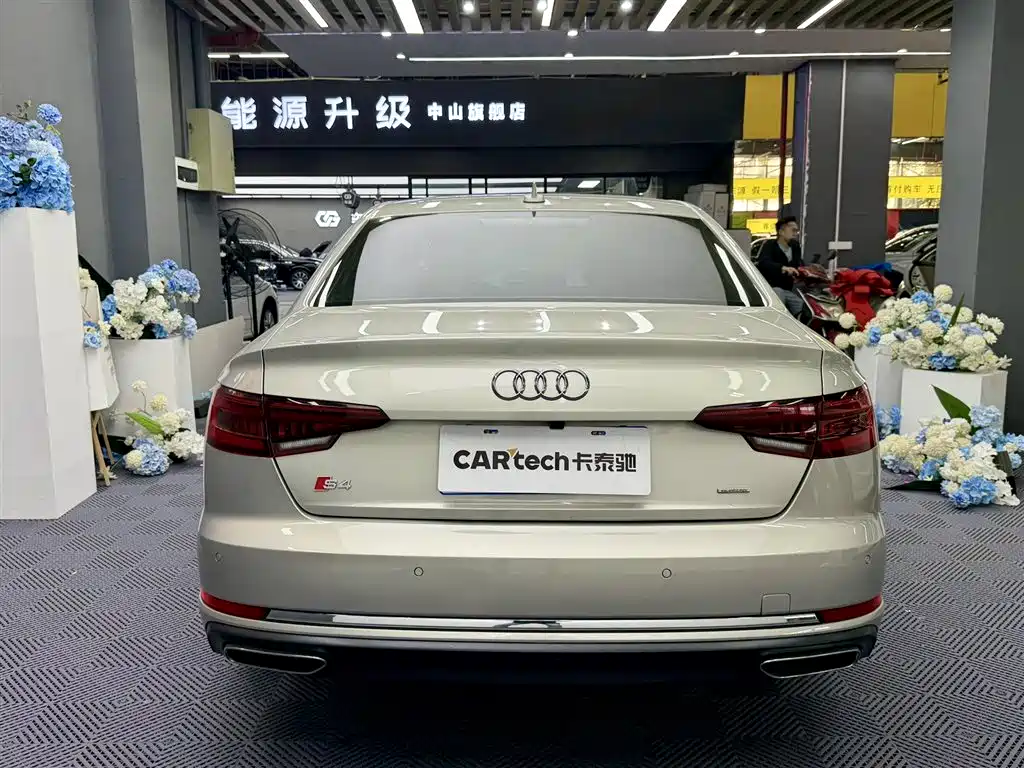 Audi A4L 2019 40 TFSI Enterprising National VI купить на сайте DeffCars