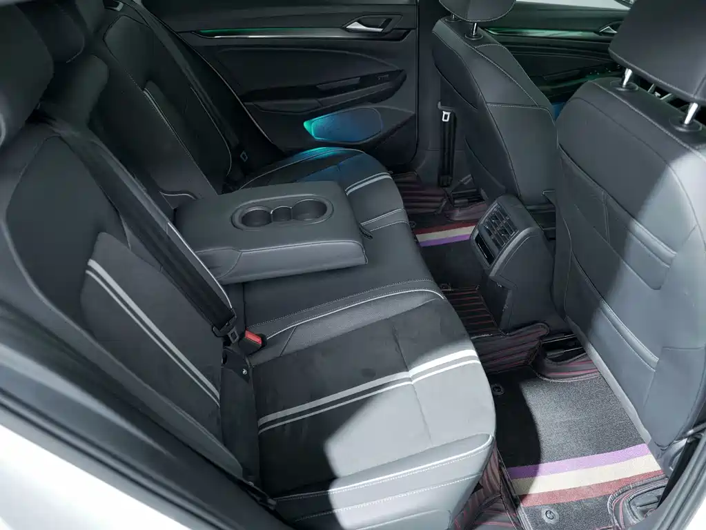 Golf 2021 280TSI DSG R-Line купить на сайте DeffCars
