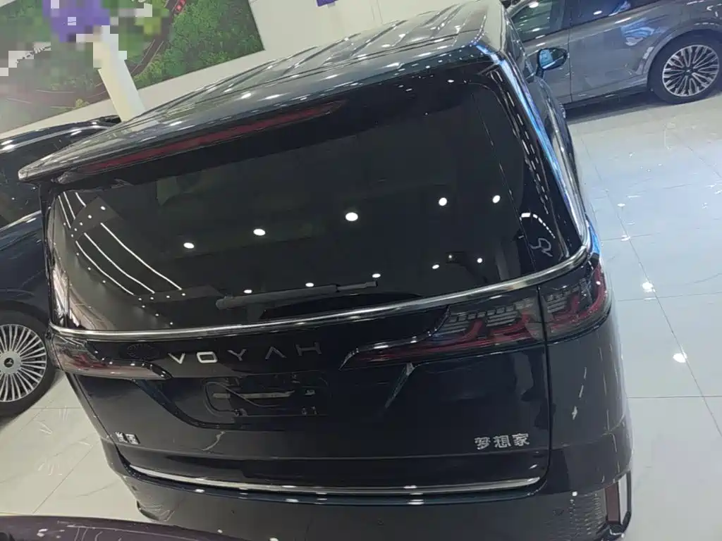 Lantu Dreamer 2025 PHEV four-wheel drive flagship Kunpeng version купить на сайте DeffCars