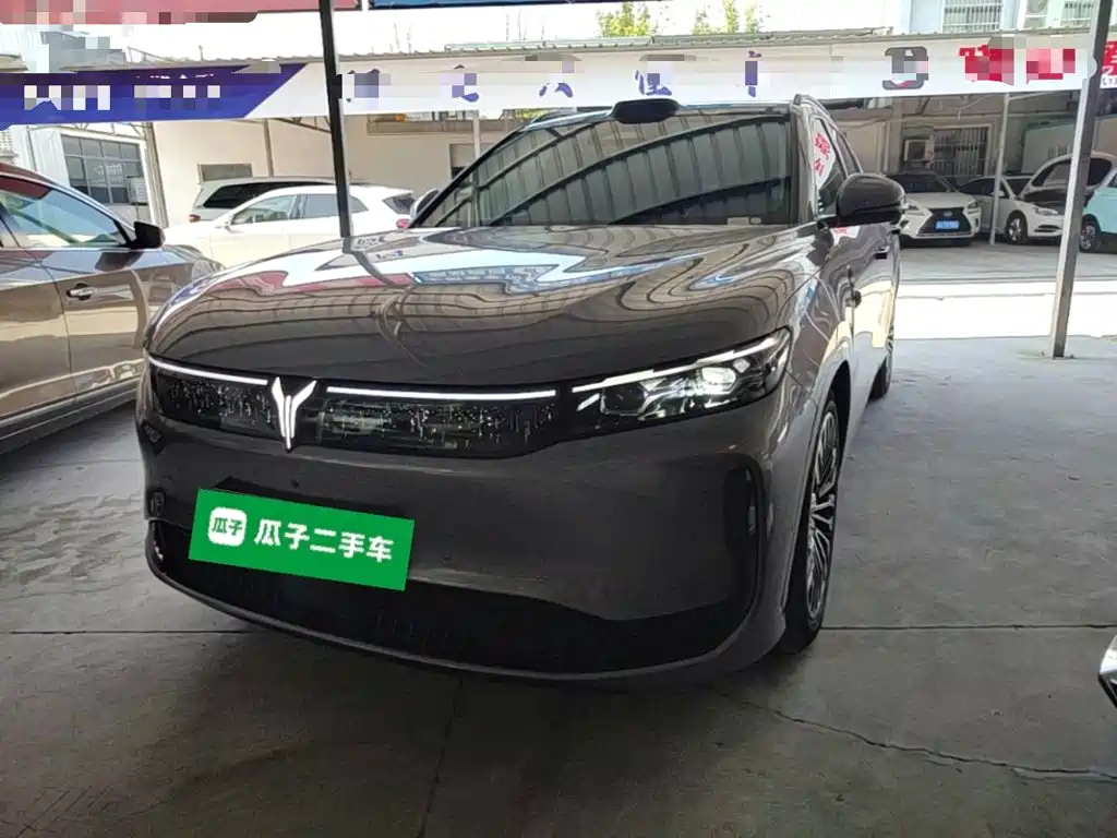 Lantu FREE 2025 FREE+ four-wheel drive Qiankun version купить на сайте DeffCars