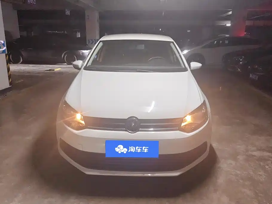 Polo 2016 1.4L manual fashion model купить на сайте DeffCars