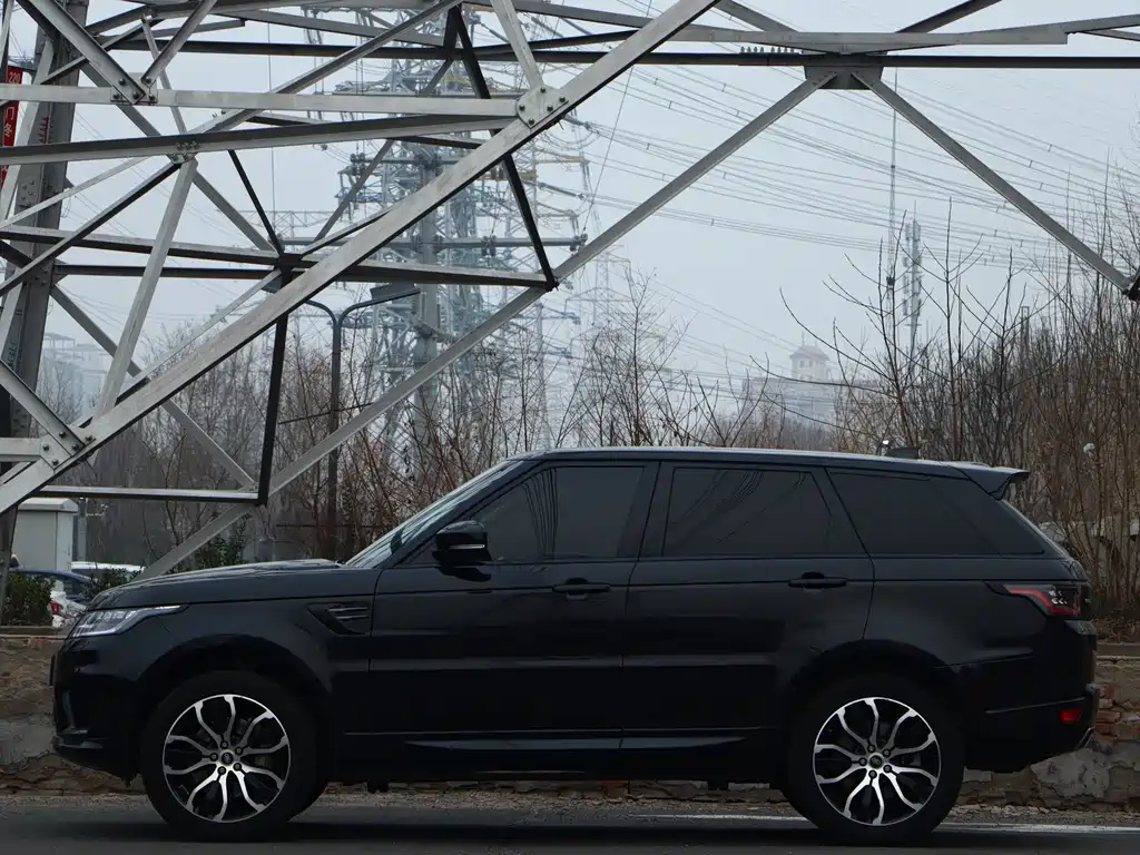 Range Rover Sport 2020 3.0 L6 HSE DYNAMIC купить на сайте DeffCars