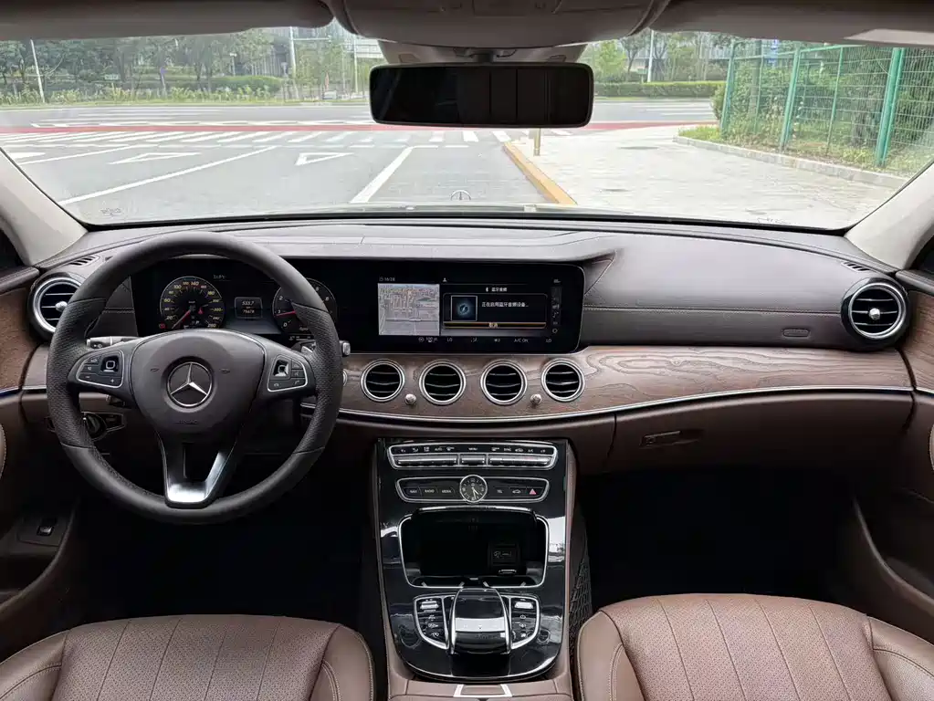 Mercedes-Benz E-Class 2017 E 300 L Luxury Model купить на сайте DeffCars