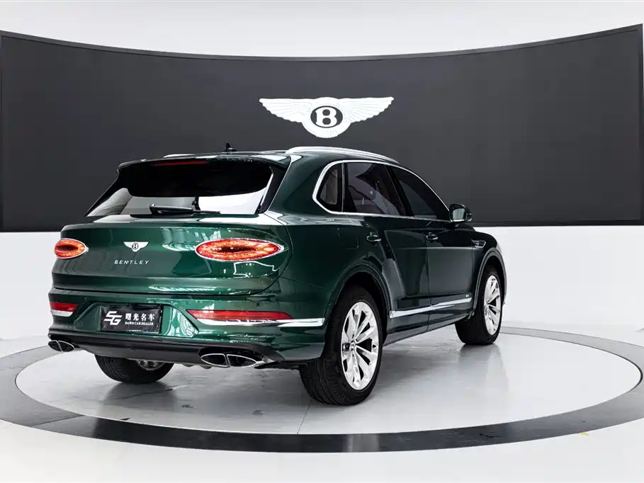 Bentayga 2022 4.0T V8 купить на сайте DeffCars