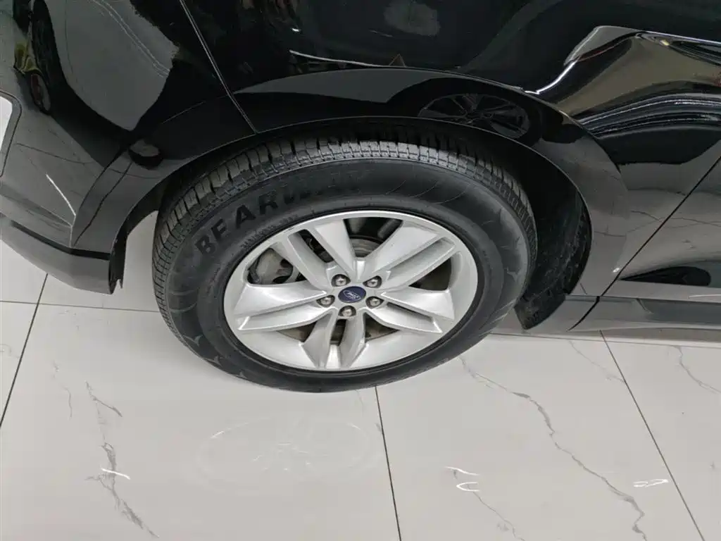 Ruijie 2018 EcoBoost 245 2WD Platinum 7-seater National V купить на сайте DeffCars