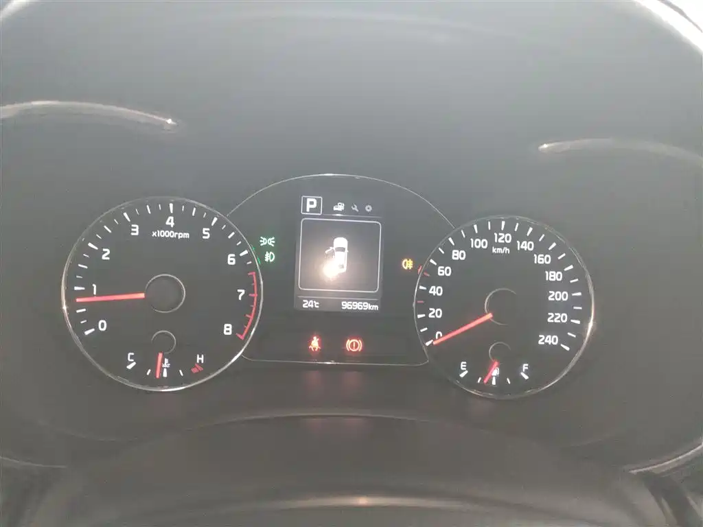 Kia K3 2017 1.6L Automatic 15th Anniversary Special Edition GLS купить на сайте DeffCars