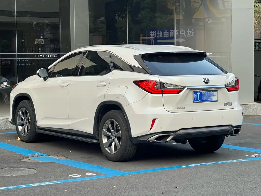 Lexus RX 2016 300 2WD Elite Edition National V купить на сайте DeffCars
