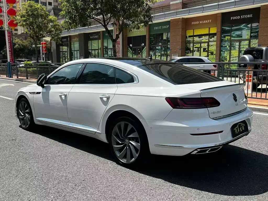 FAW-Volkswagen CC 2023 380TSI eye-catching version купить на сайте DeffCars