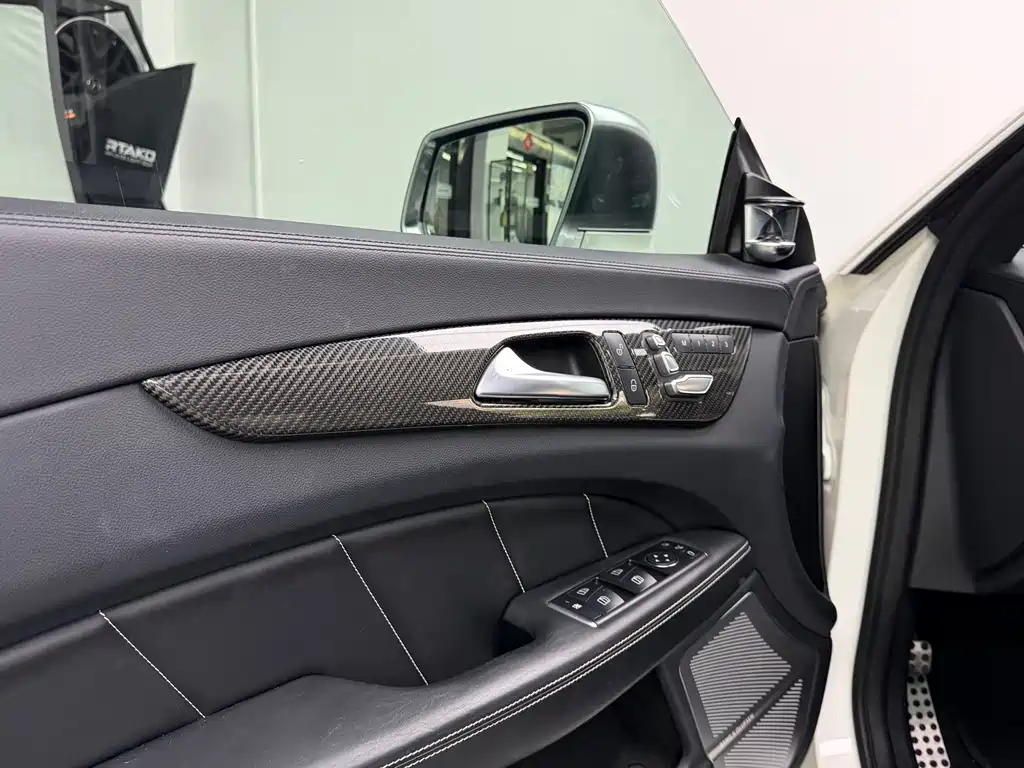 Mercedes-Benz CLS AMG 2015 AMG CLS 63 S 4MATIC купить на сайте DeffCars