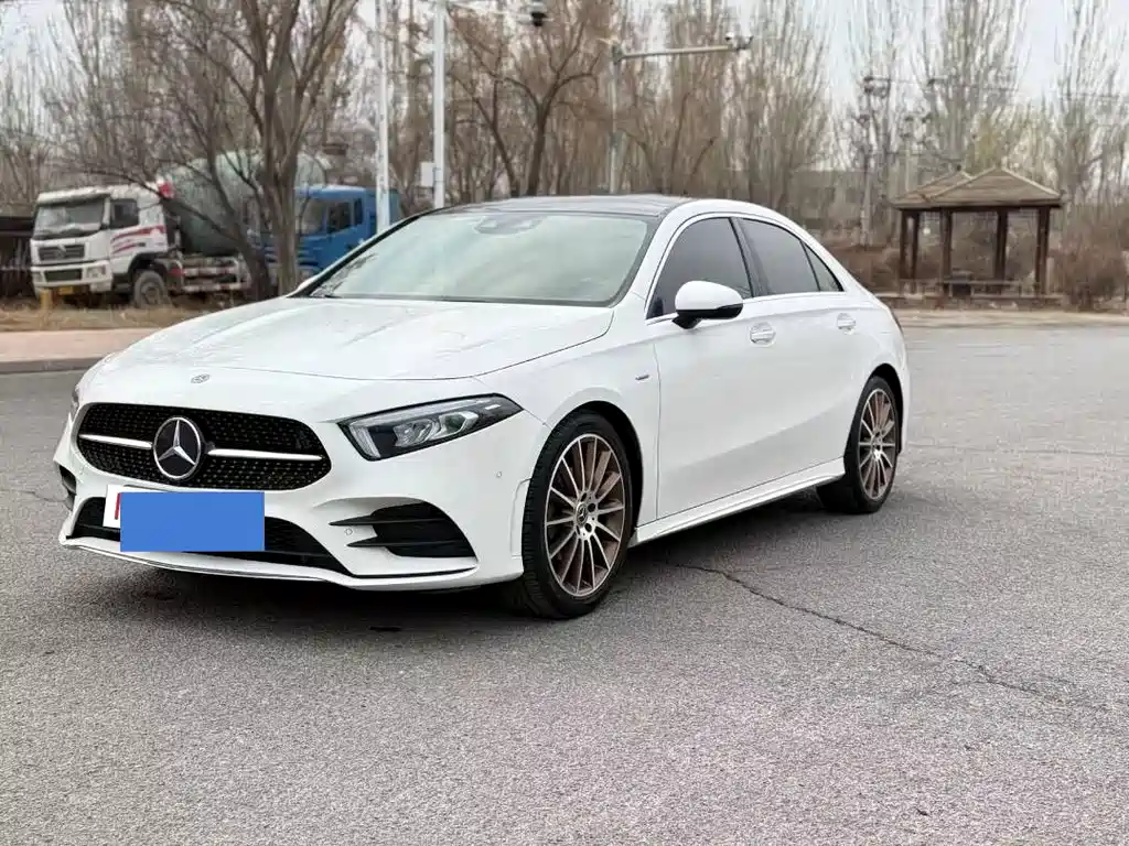 Mercedes-Benz A-Class 2019 A 200 L sports sedan first special edition купить на сайте DeffCars