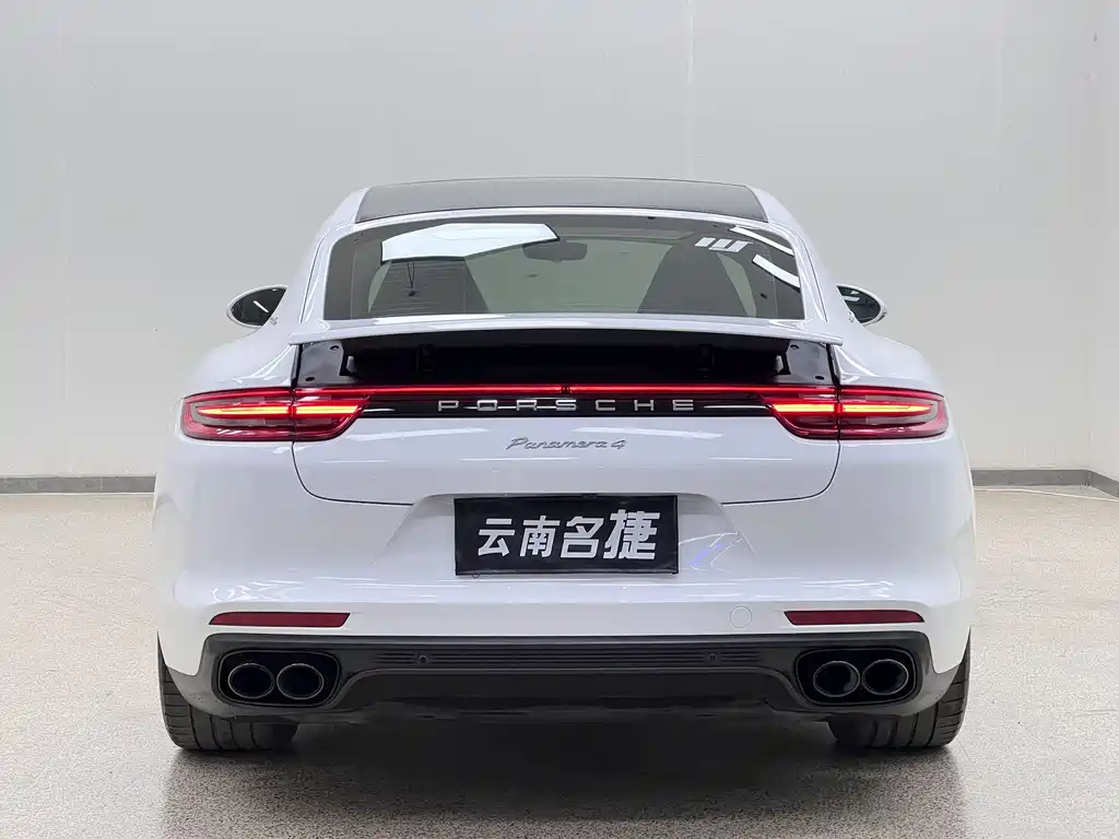 Panamera 2017 Panamera 4 Executive Extended Edition 3.0T купить на сайте DeffCars