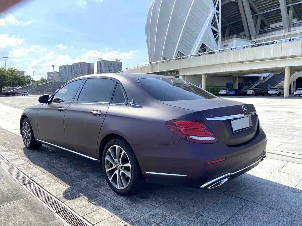 Mercedes E-Class 2017 E 300 L Sporty Fashion Edition купить на сайте DeffCars