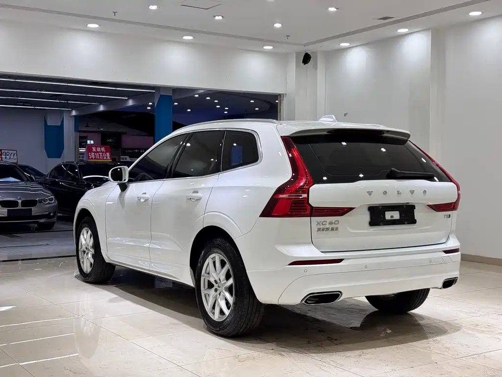 Volvo XC60 2019 T5 Four-wheel Drive Smart Edition National V купить на сайте DeffCars