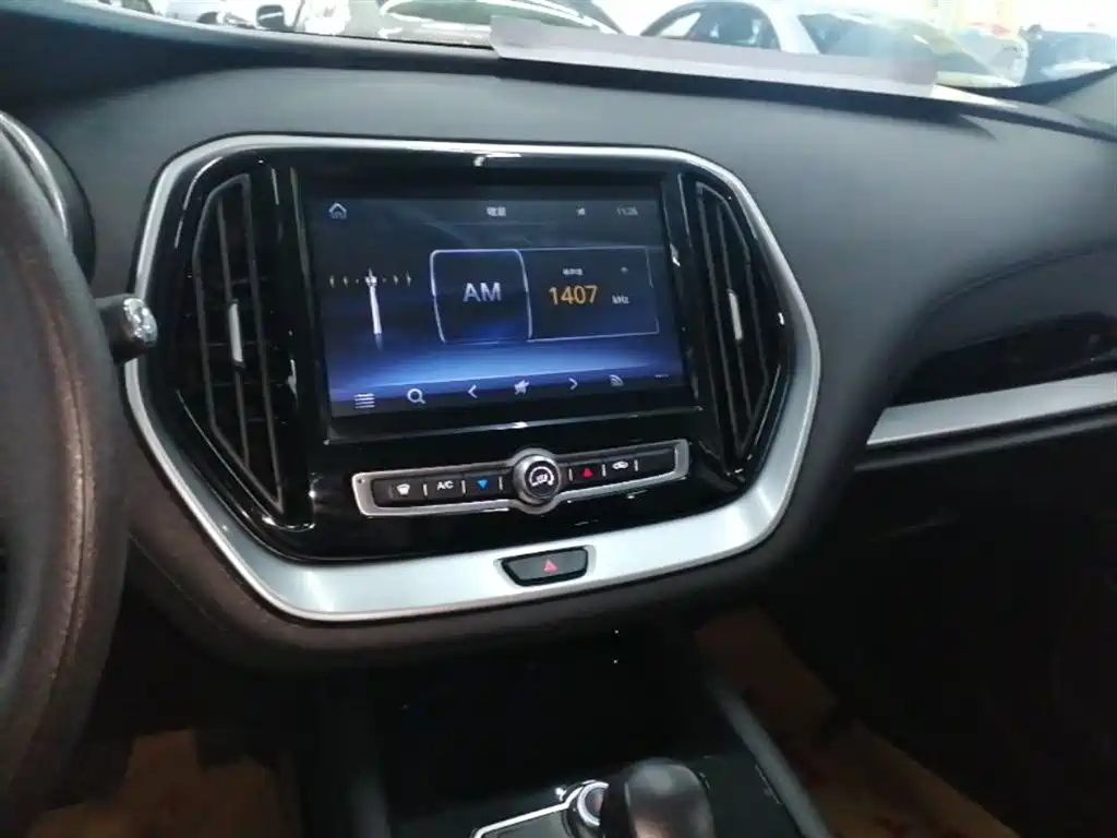 Jietu X70 2018 1.5T Automatic Smooth Edition купить на сайте DeffCars
