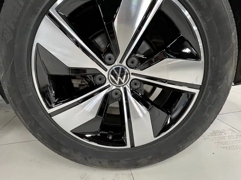 Tuyue 2022 280TSI two-wheel drive luxury version купить на сайте DeffCars