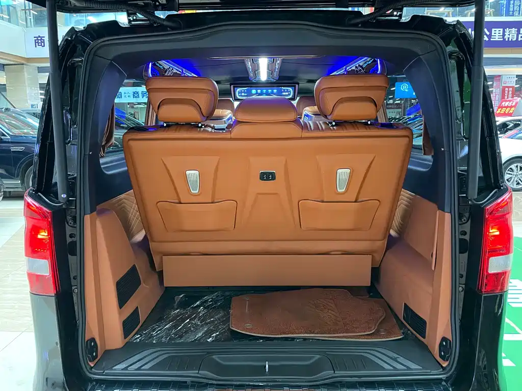 Vito 2023 2.0T Elite Edition 7 seats купить на сайте DeffCars