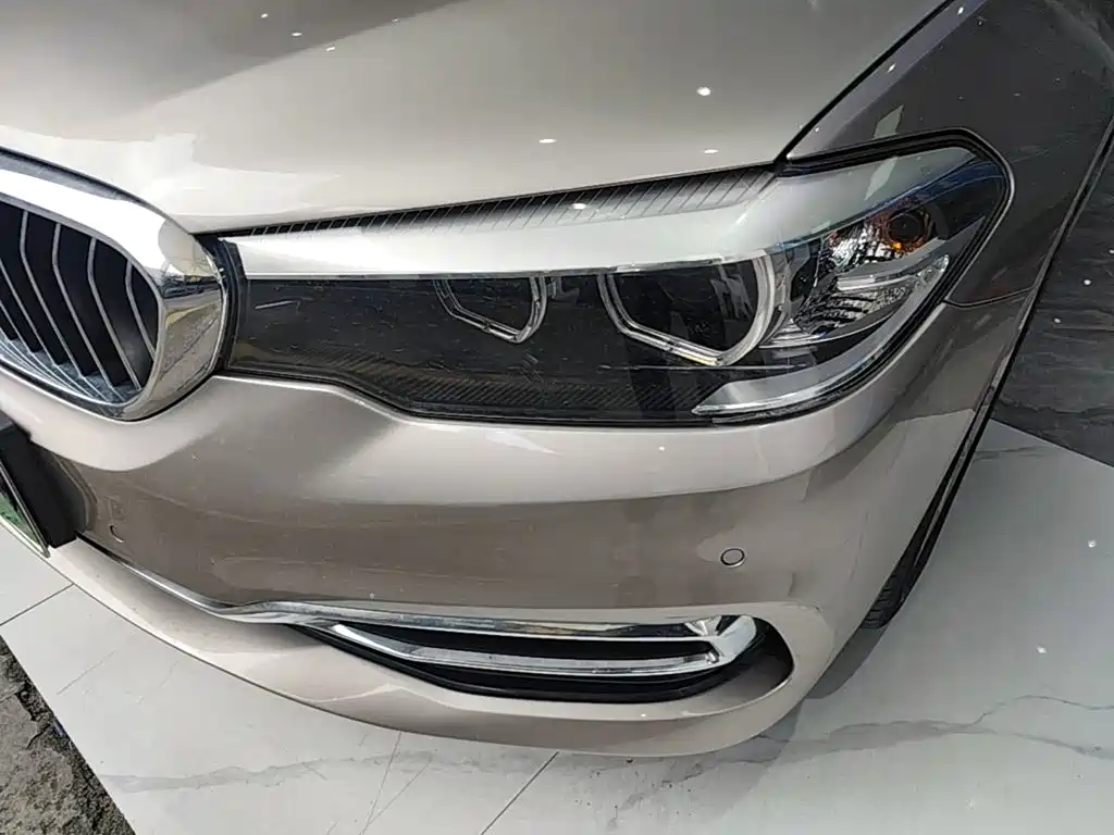 BMW 5 Series 2019 530Li Leading Luxury Package купить на сайте DeffCars