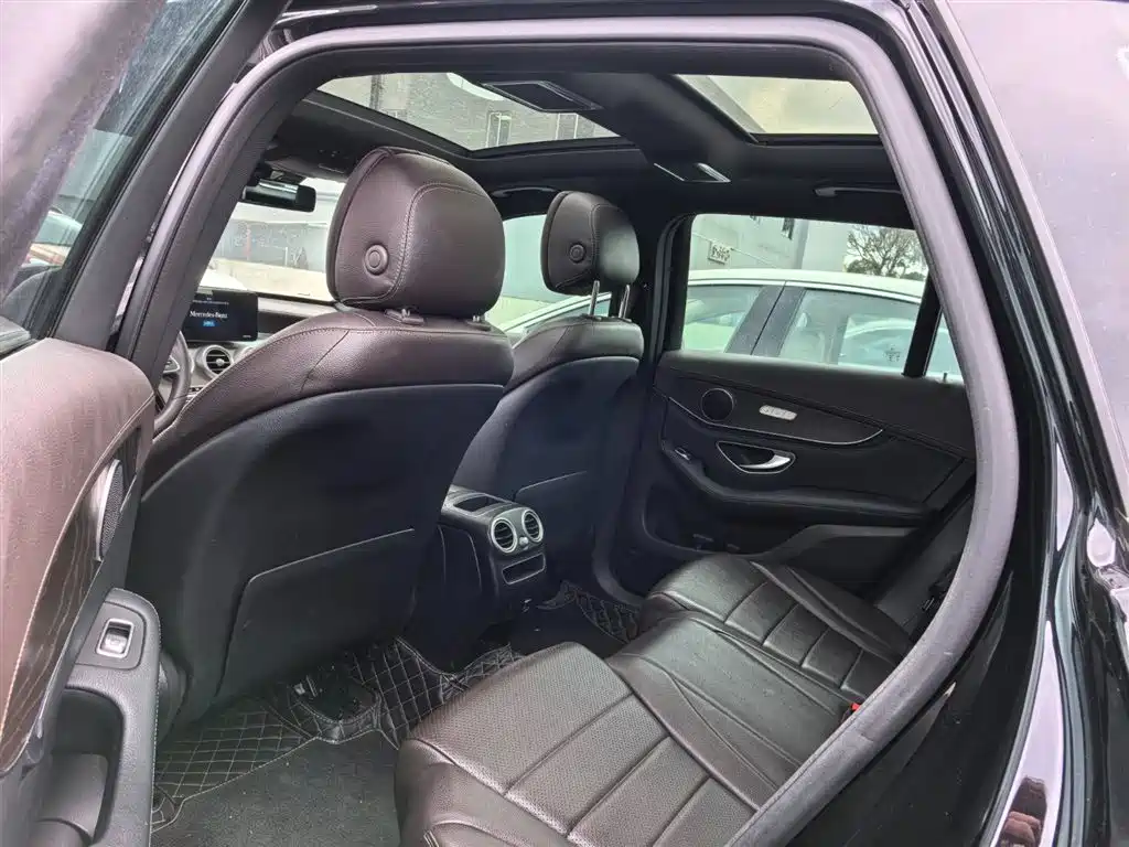 Mercedes-Benz GLC 2020 facelift GLC 260 L 4MATIC luxury model купить на сайте DeffCars