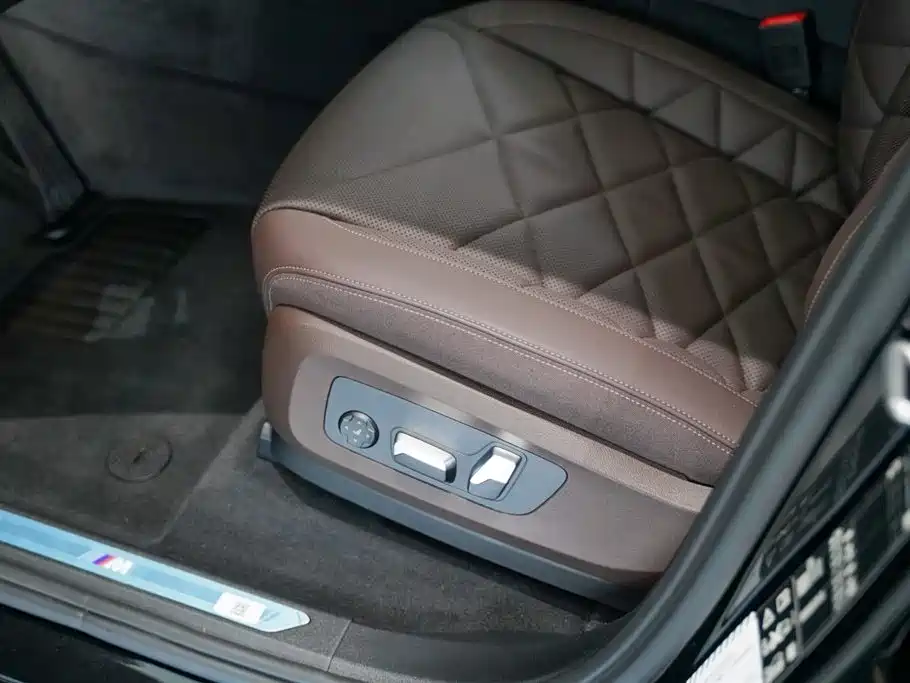 BMW X5 2023 xDrive 30Li Exclusive M Sports Night Package купить на сайте DeffCars