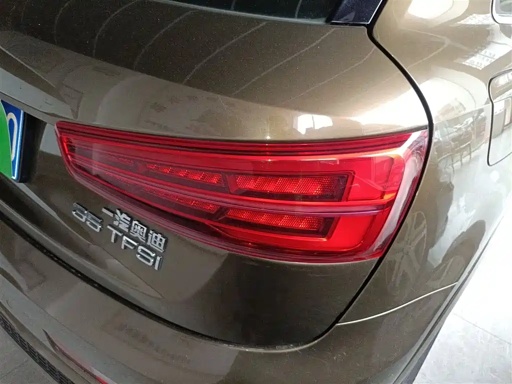 Audi Q3 2018 30th Anniversary Model 35 TFSI Sports купить на сайте DeffCars