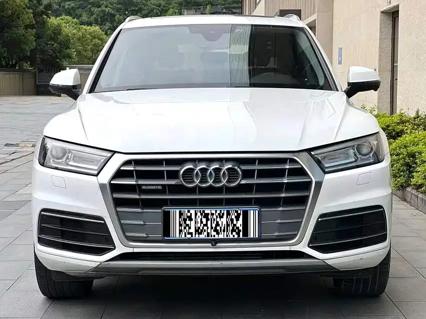 Audi Q5L 2020 facelift 40 TFSI Honorable and enterprising model купить на сайте DeffCars
