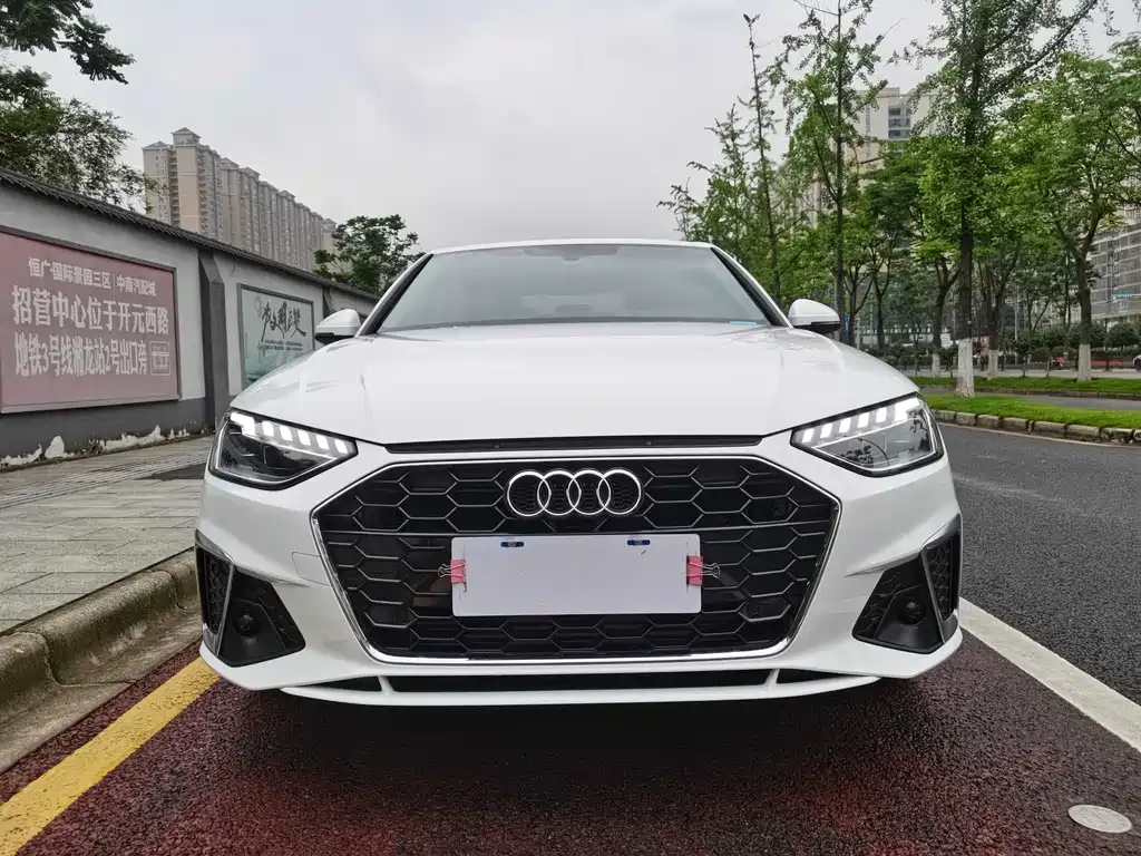 Audi A4L 2023 40 TFSI Fashionable and Dynamic купить на сайте DeffCars