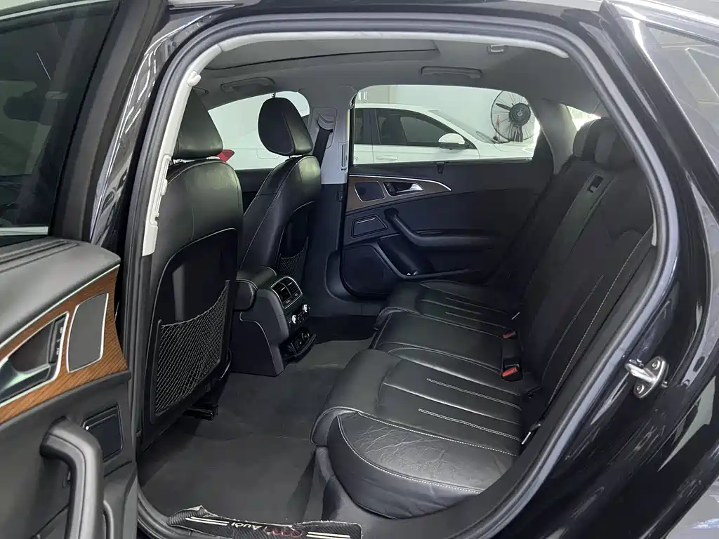 Audi A6L 2018 30th Anniversary Model 30 FSI Fashion Model купить на сайте DeffCars