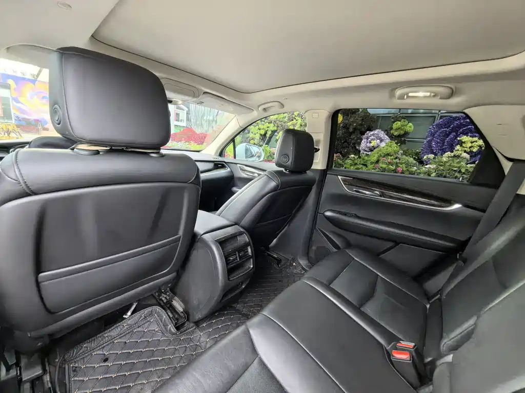 Cadillac XT5 2018 25T luxury model купить на сайте DeffCars