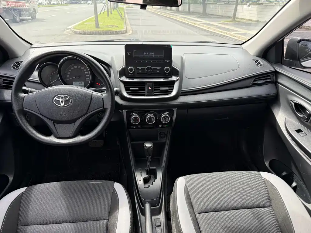 YARiS L Zhixuan 2021 1.5L CVT leading version купить на сайте DeffCars