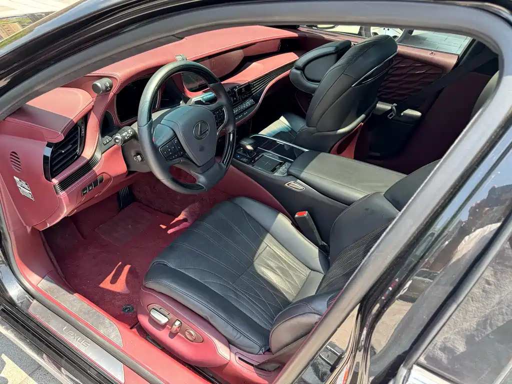Lexus LS 2018 500h Executive Edition National V купить на сайте DeffCars