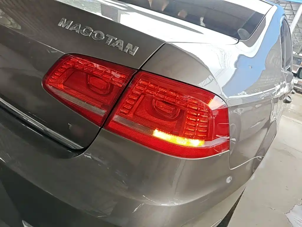 MAGOTAN 2015 1.8TSI leading model купить на сайте DeffCars