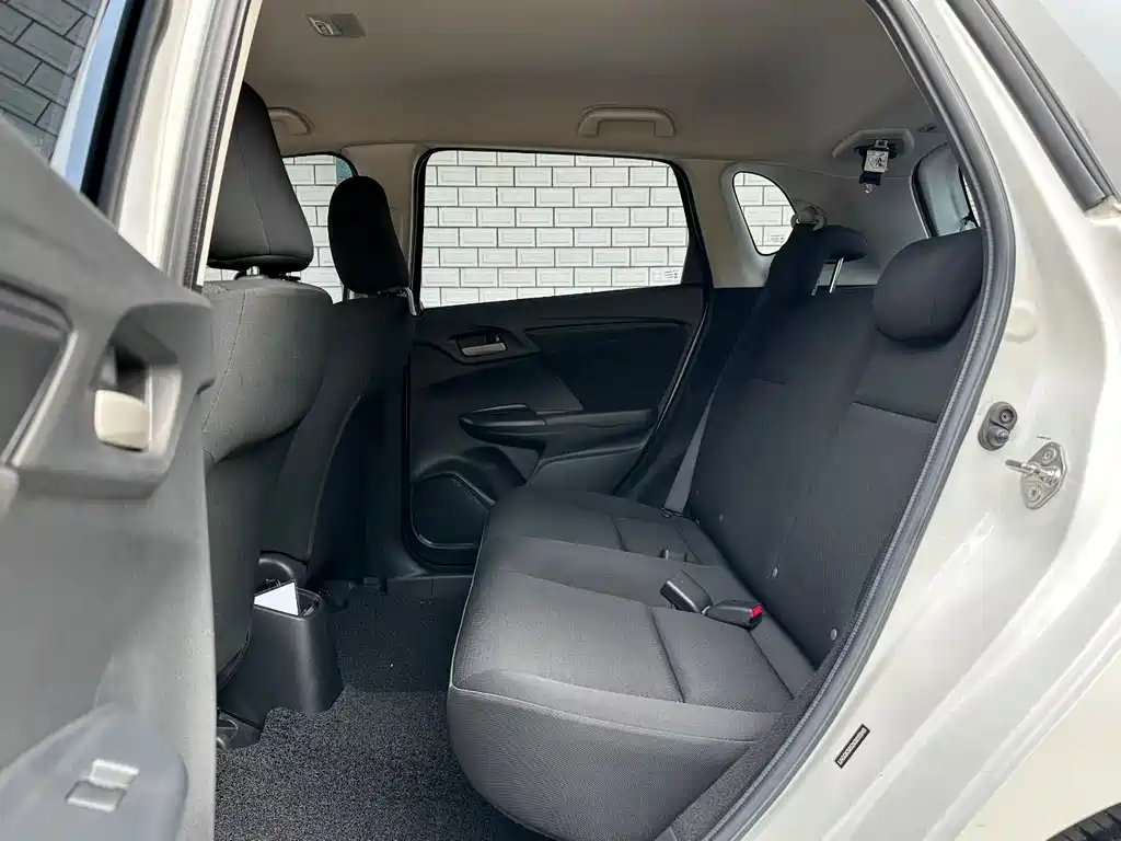 Fit 2018 1.5L CVT Comfort Edition купить на сайте DeffCars